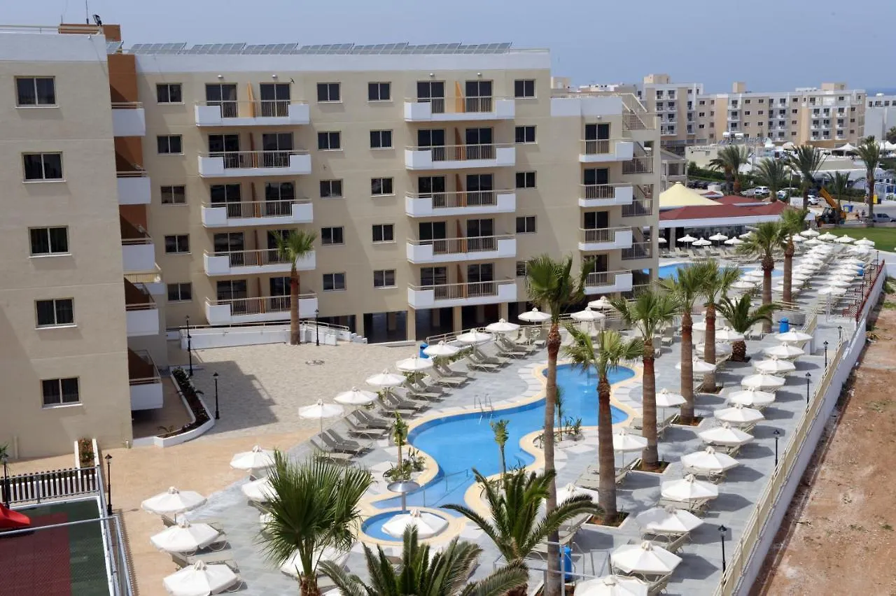 Apart Otel Golden Star Beach Protaras Kıbrıs