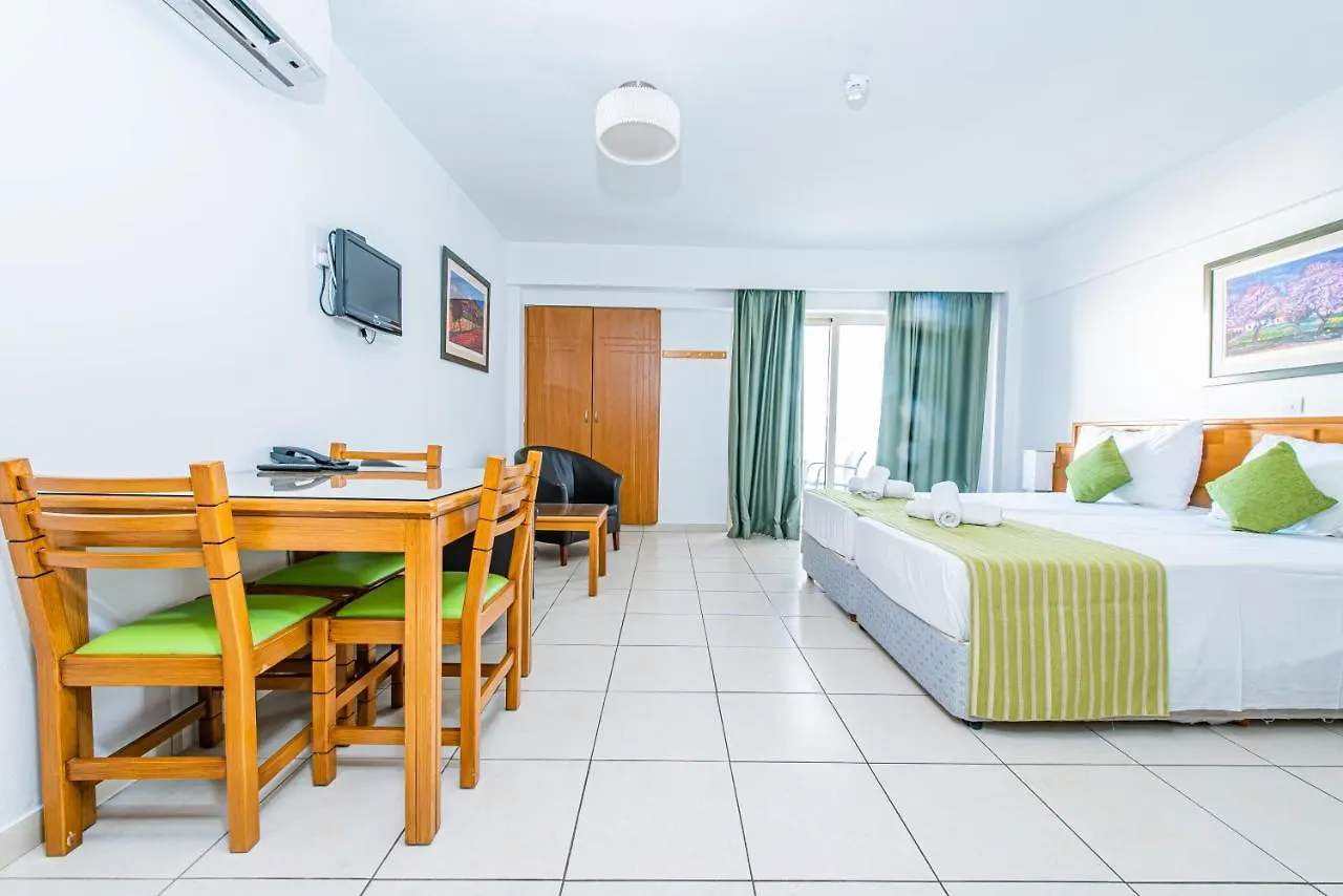 Golden Star Beach Protaras Apart Otel